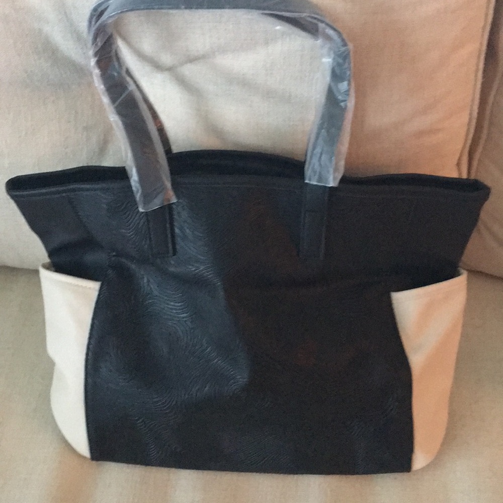 Handbag - Picture 2 of 4